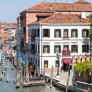 Canal Grande Itália